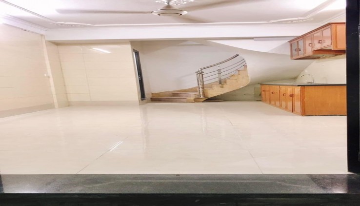 CẦN CHO THUÊ NHÀ NGUYÊN CĂN NGÕ Ô TÔ PHỐ TÂN MAI 60M2, 2 TẦNG, 2 NGỦ, 6 TRIỆU